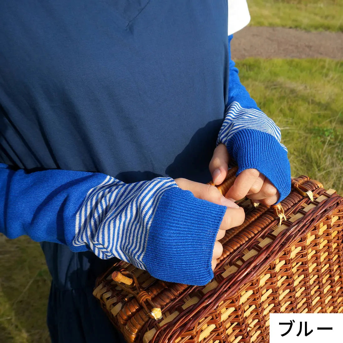 #カラー_22 ブルー