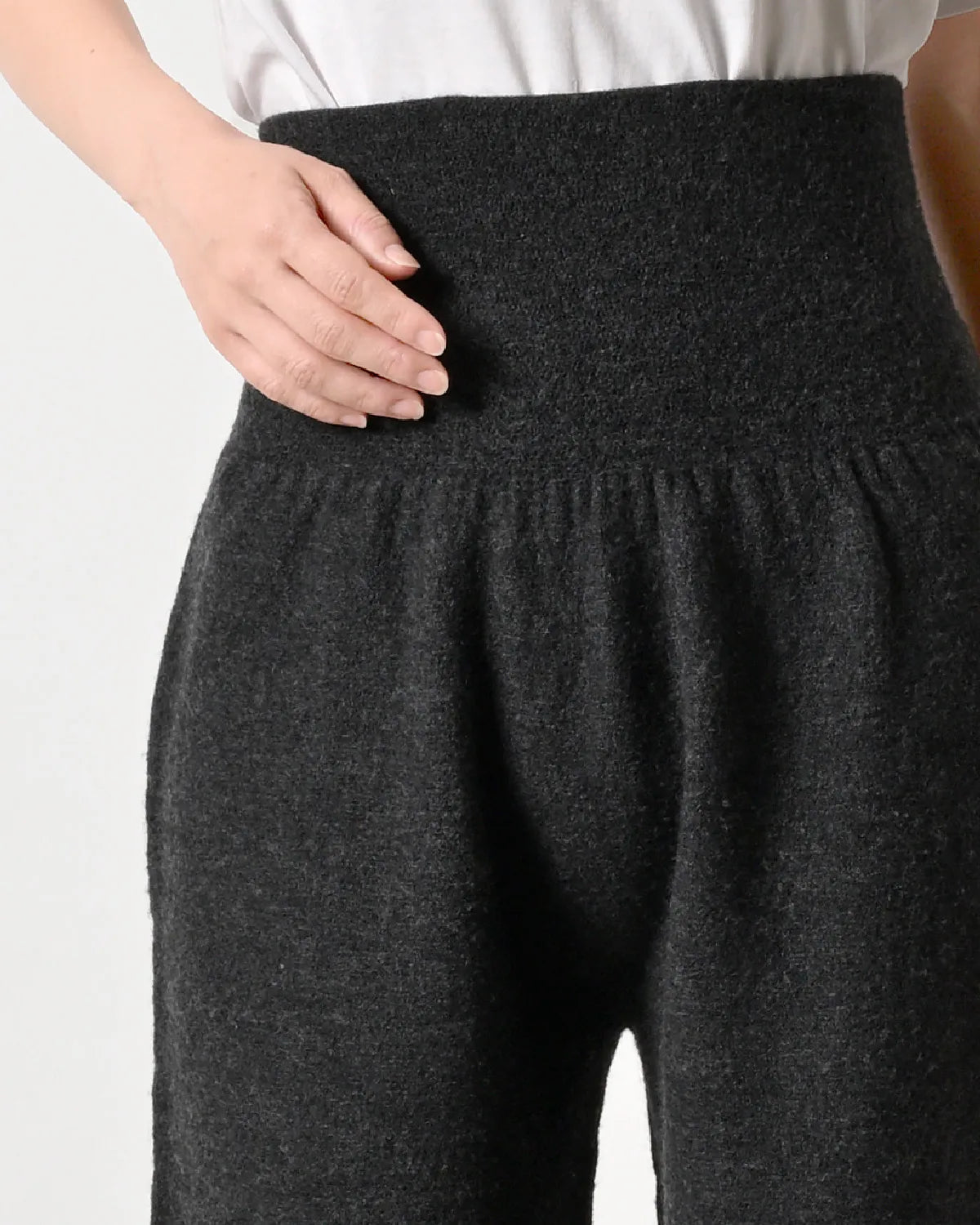 のびるニットパンツ ワイドタイプ あったかウール