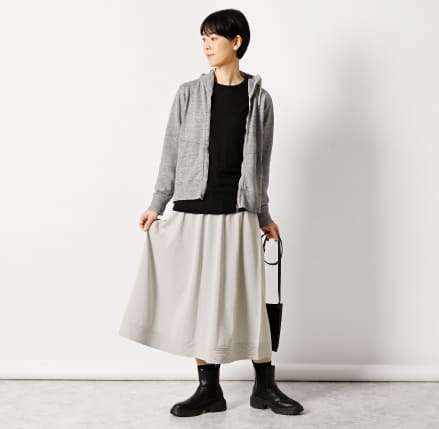 おなかをつつむ / のびるニットロングスカート | サイフク公式