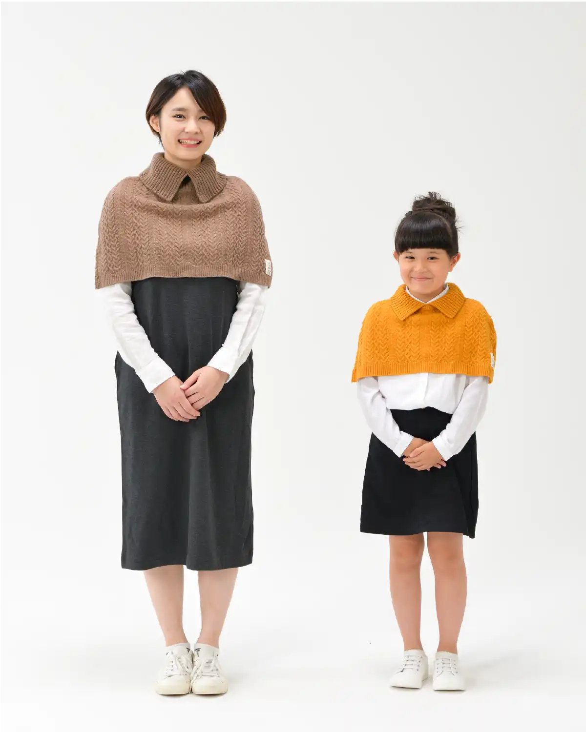 【Autumn Sale】ケーブル編みケープ ウール100%